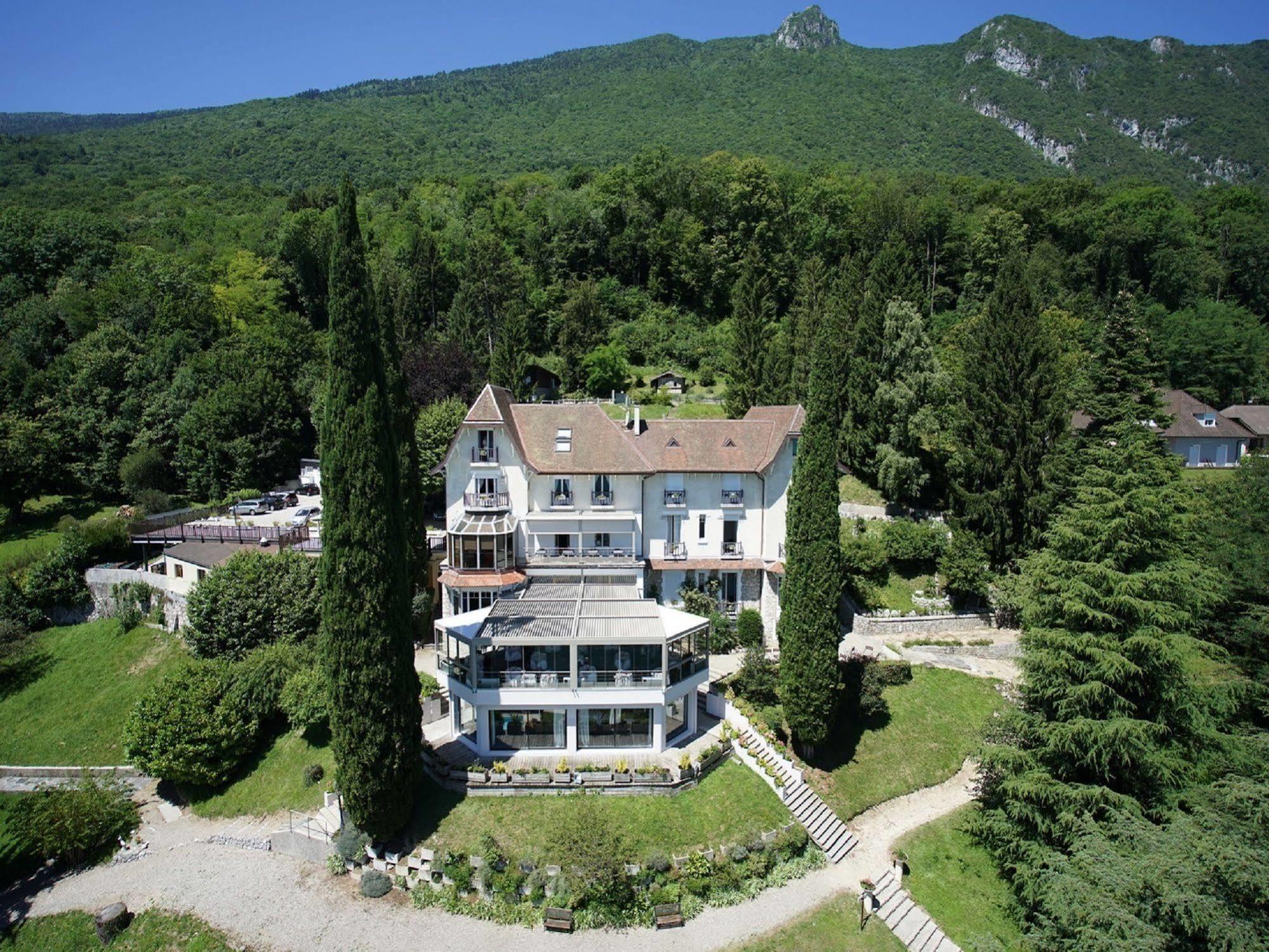 Hotel Ombremont Jean-Pierre Jacob Le Bourget-du-Lac Exterior photo